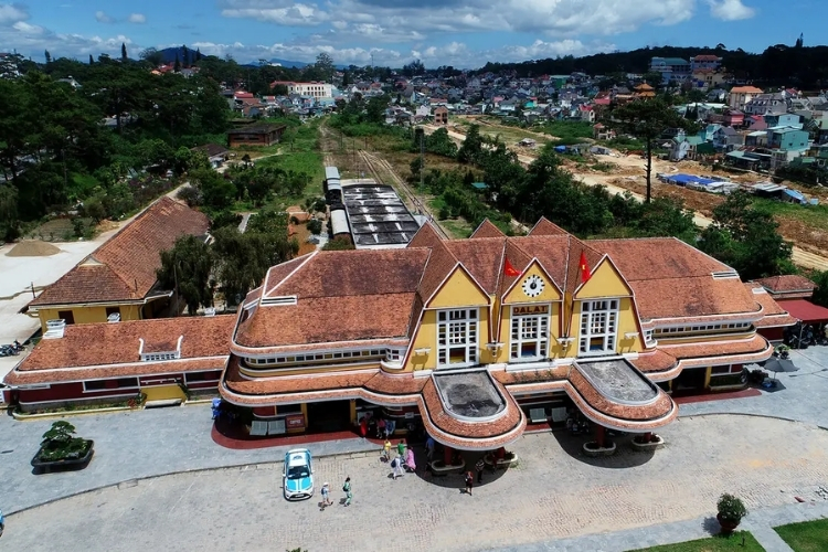 Ga Đà Lạt cổ kính
