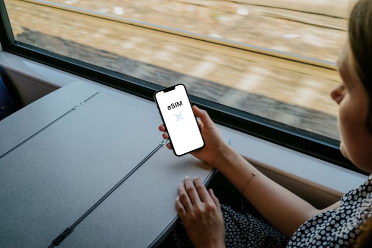 Một số lưu ý để mua và sử dụng SIM du lịch hiệu quả nhất