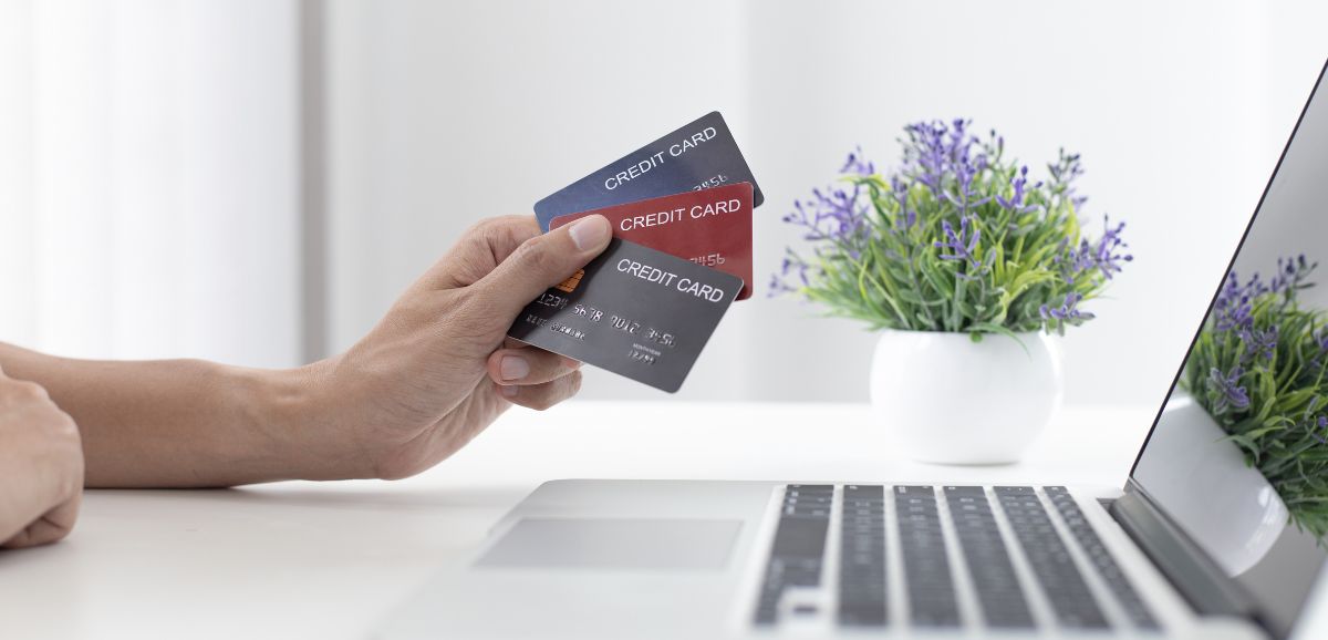 Cách sử dụng thẻ credit để tránh nợ xấu?
