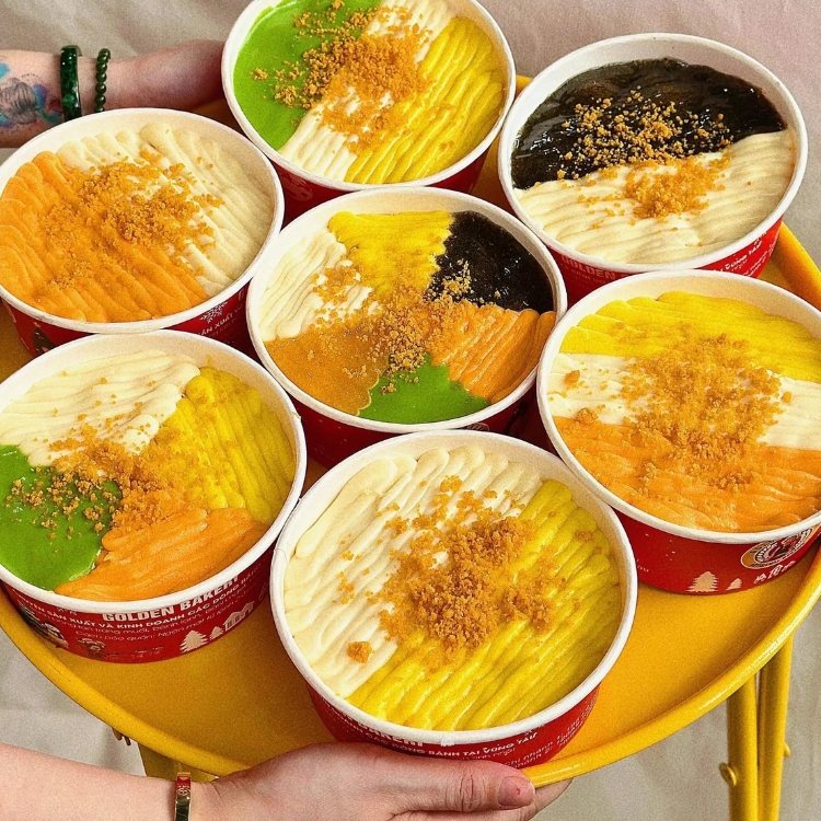 Bánh bông lan trứng muối