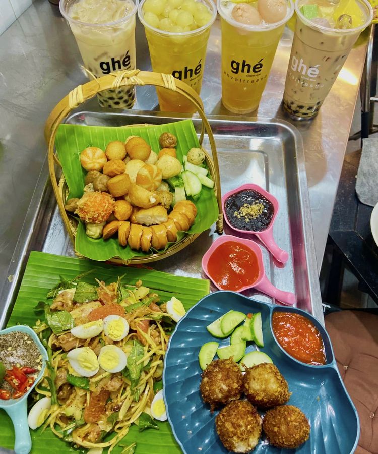 GHÉ - Trà sữa, ăn vặt Quận 1