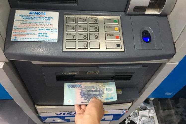 Hệ thống ATM là gì?