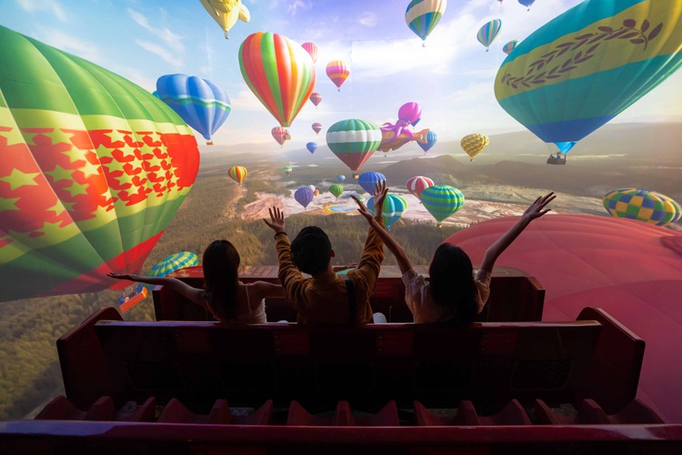 “Lạc vào trời phim” với rạp Airship Mắt Bay
