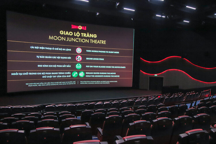 Cảm nhận điện ảnh siêu thực tại rạp phim 4D Giao Lộ Trăng