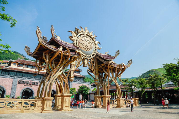 Khám phá Cổng Thời Gian