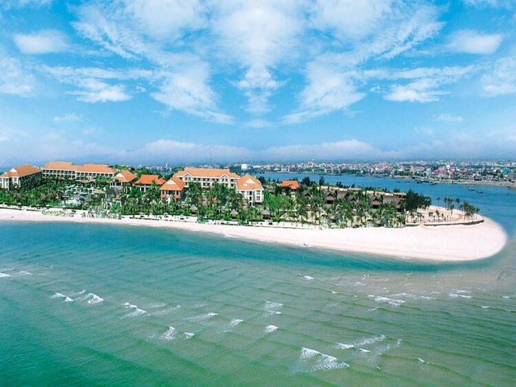 Bãi biển Nhật Lệ – Quảng Trị