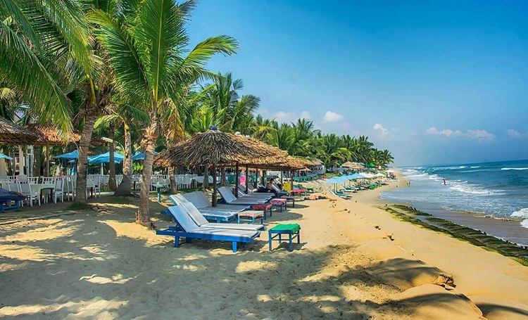 Bãi biển Cửa Đại – Đà Nẵng