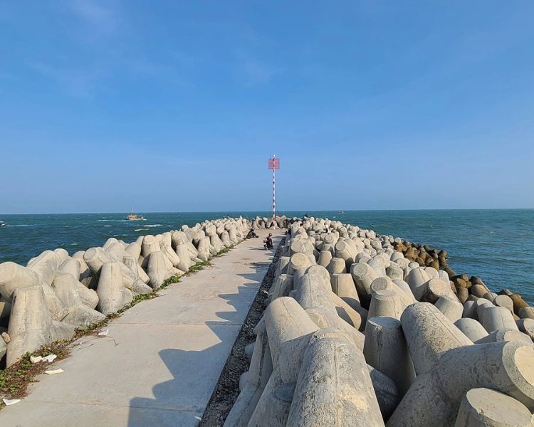Bãi biển Lộc An