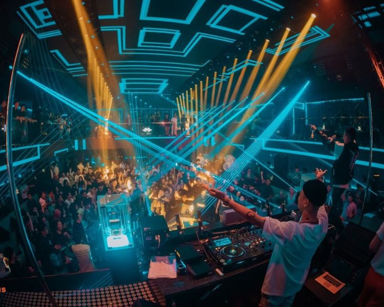 Canalis Club