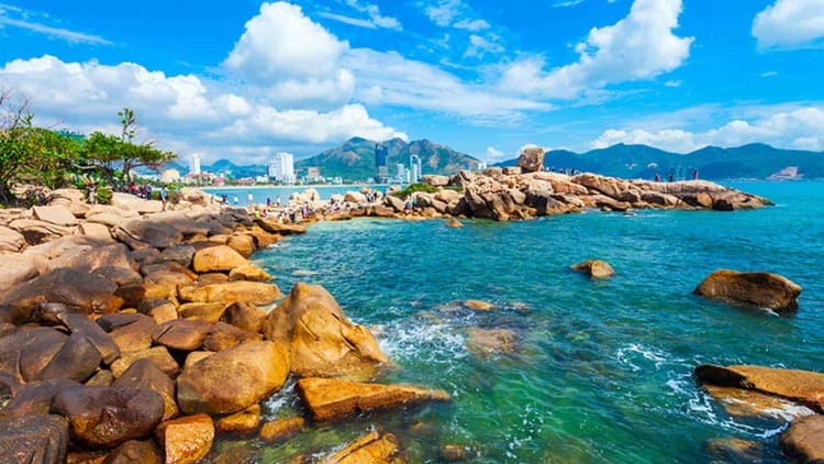 Bãi Hòn Chồng
