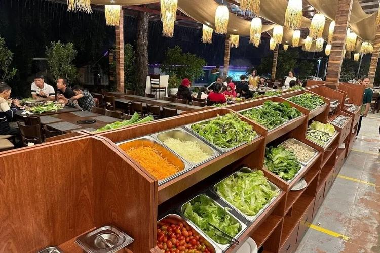 Buffet rau RobinSon Đà Lạt