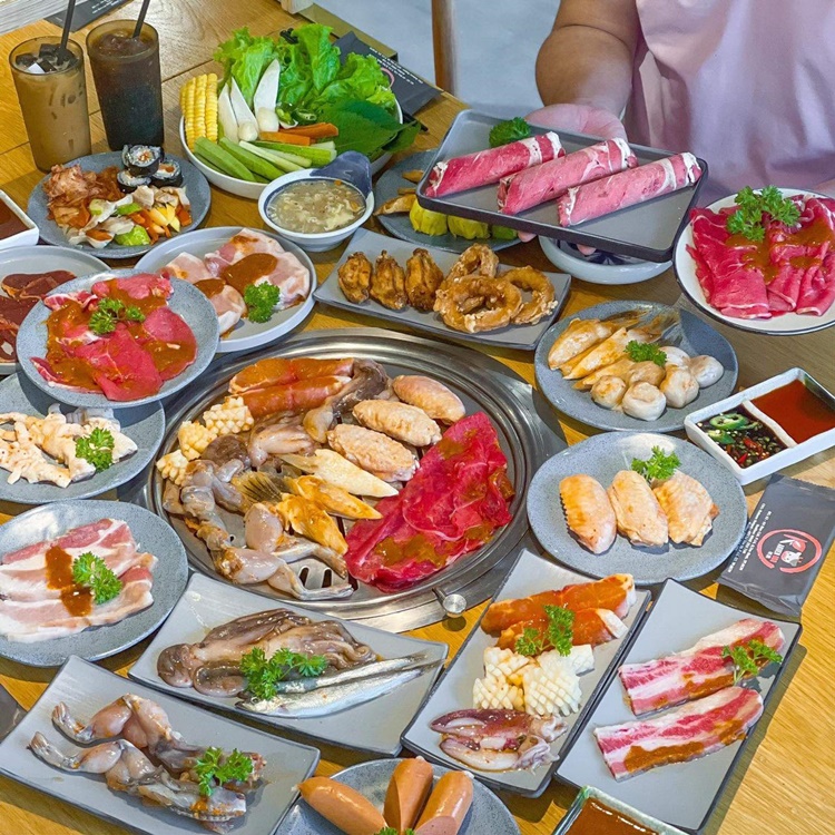 Buffet Hàn Quốc Rakuken BBQ