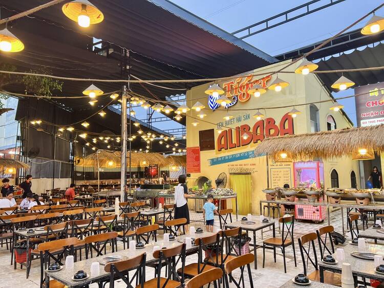 Buffet BBQ Alibaba - Buffet ốc Tân Phú