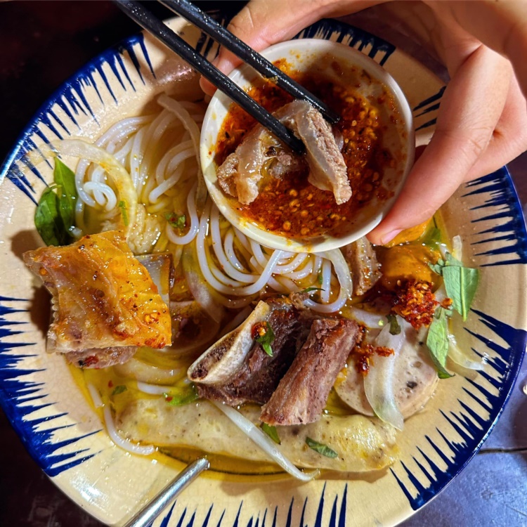 Bún bò Huế Gia Thành