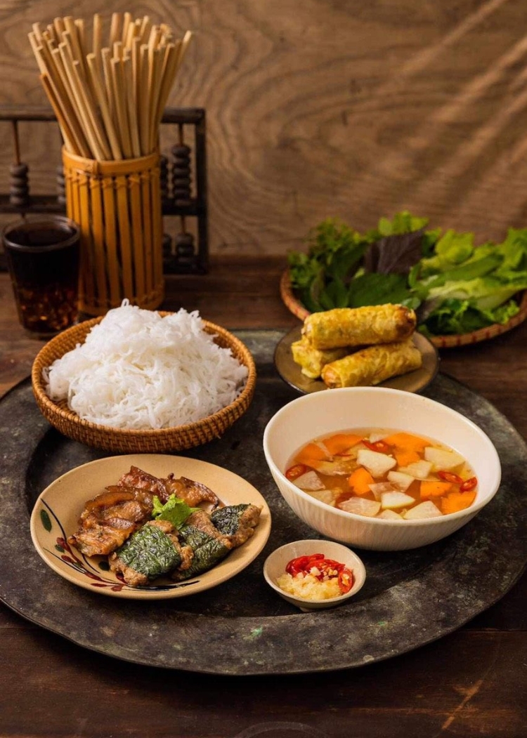 Bún Chả Hàng Đũa