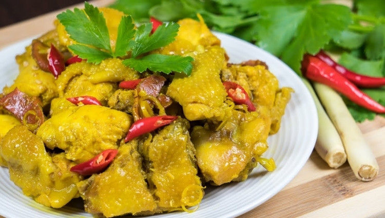 Gà kho nghệ - Món ngon mỗi ngày
