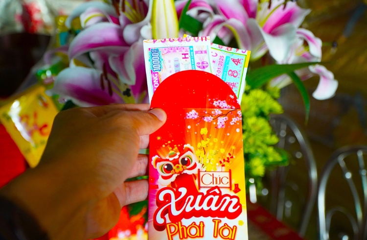 cách lì xì độc đáo