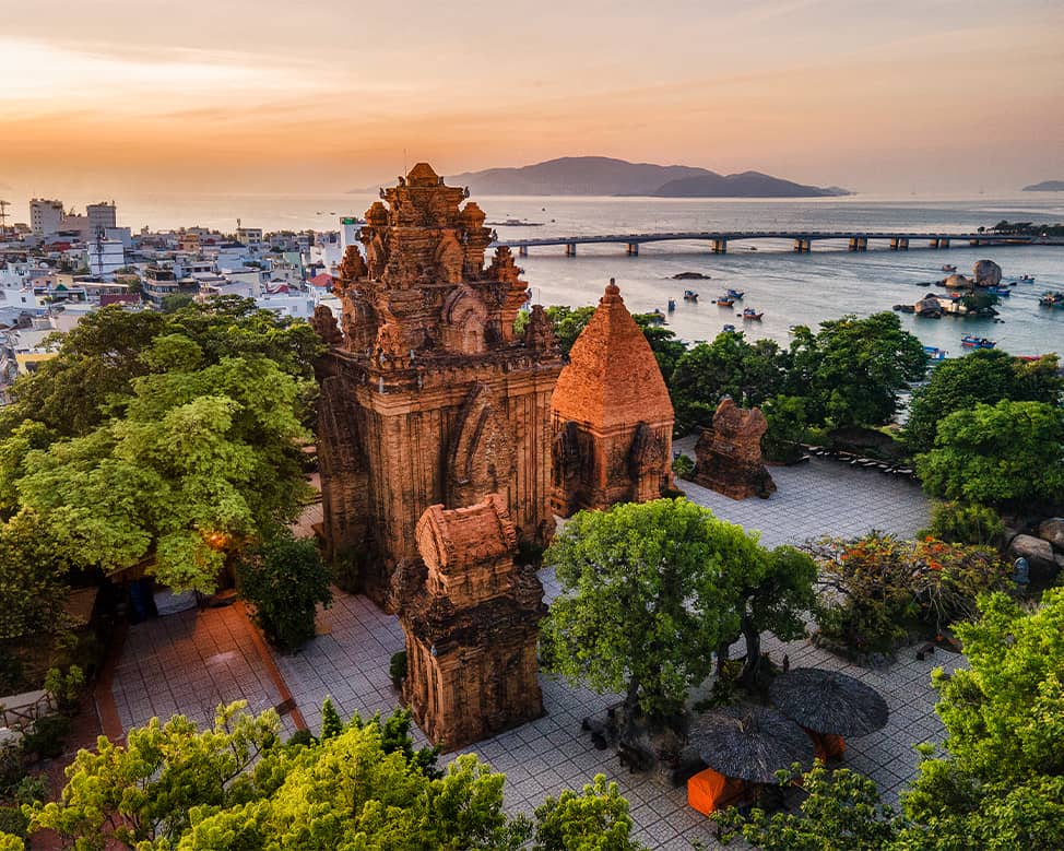 Tháp Bà Ponagar - Địa điểm check in Nha Trang