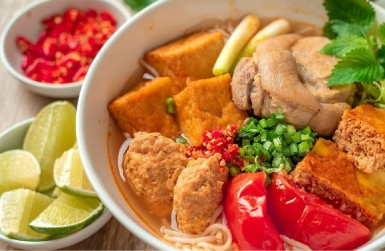 Bún riêu, bánh canh