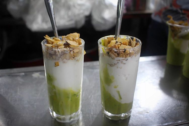 Món ăn vặt ở chợ đêm Đà Lạt - Kem bơ