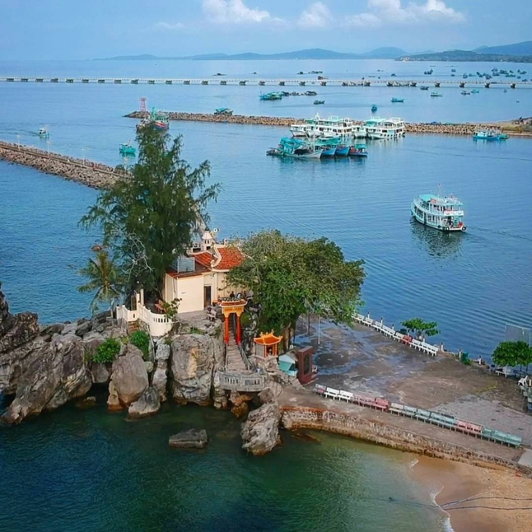 Dinh Cậu