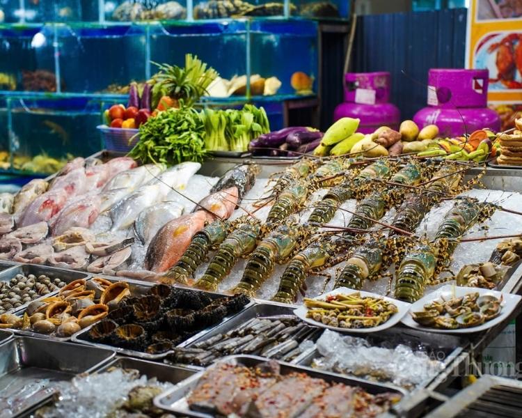 Hải sản nướng tươi ngon tại Phú Quốc