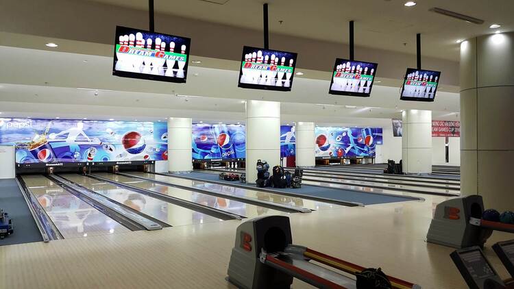 Địa chỉ chơi bowling Hà Nội