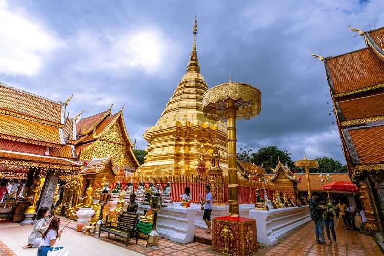 Kinh nghiệm khi tham quan chùa Thái Lan