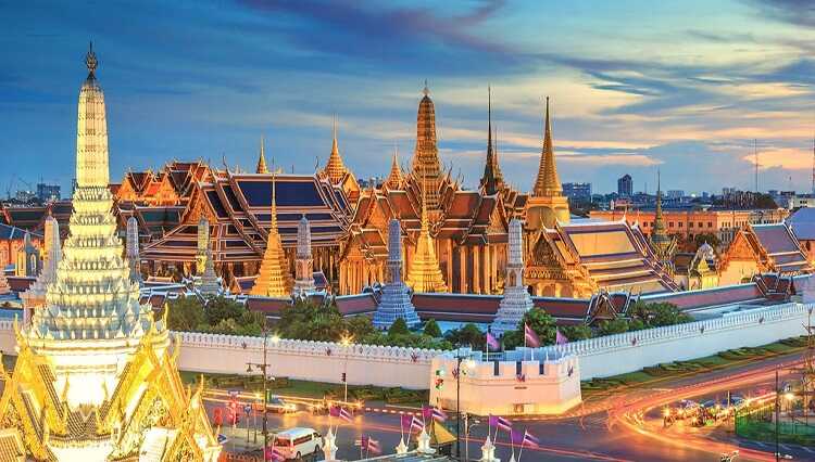 Wat Phra Kaew (Chùa Phật Ngọc)