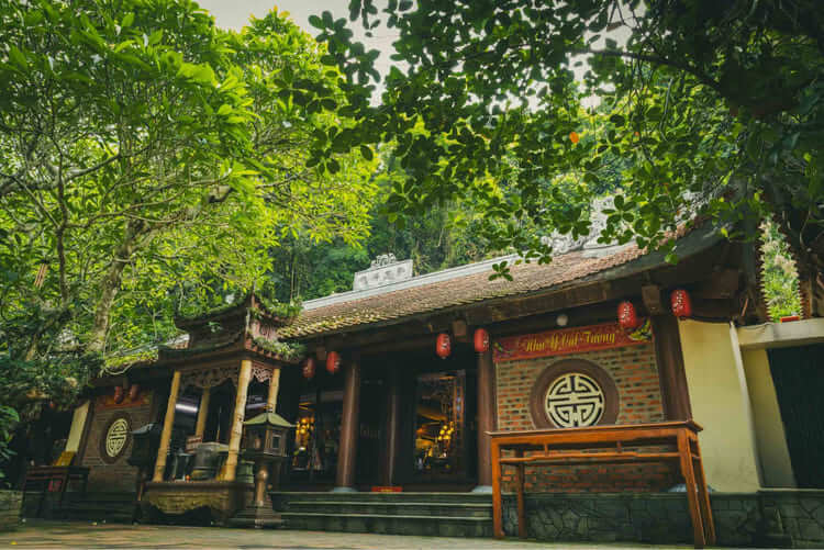 Chùa Giải Oan - Suối Giải Oan