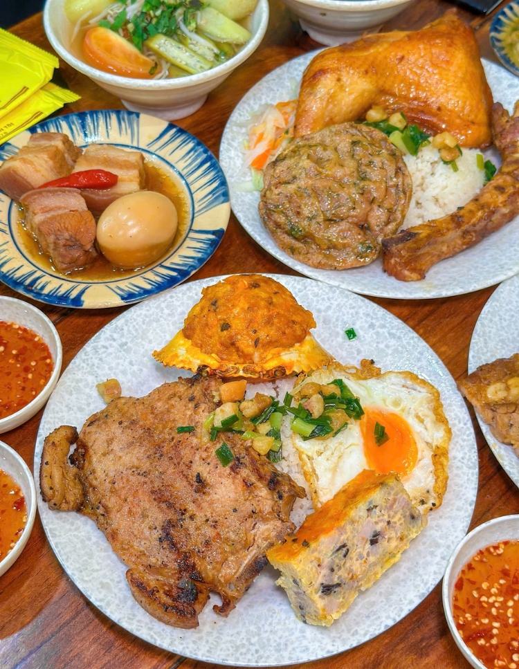 Cơm tấm ngon Tân Phú - Cậu Ba Trí