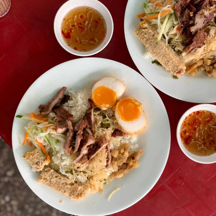 Cơm Tấm Chị Năm