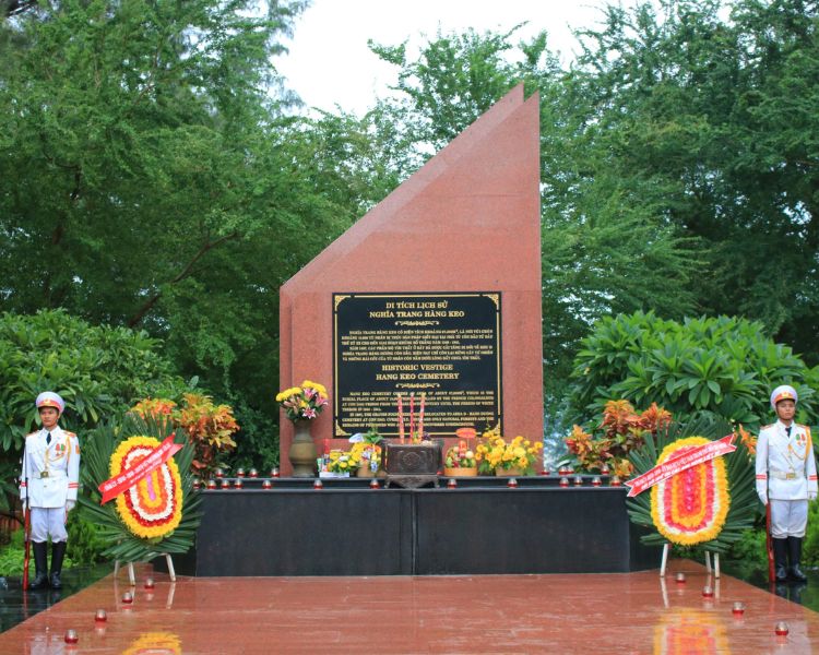 Nghĩa trang Hàng Keo