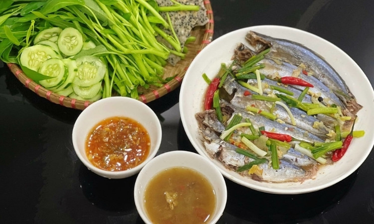 Cá nục kho