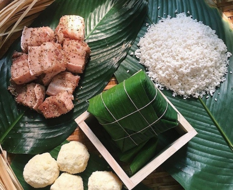 Bánh chưng Tranh Khúc