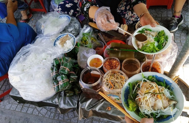 Bún nắm nêm