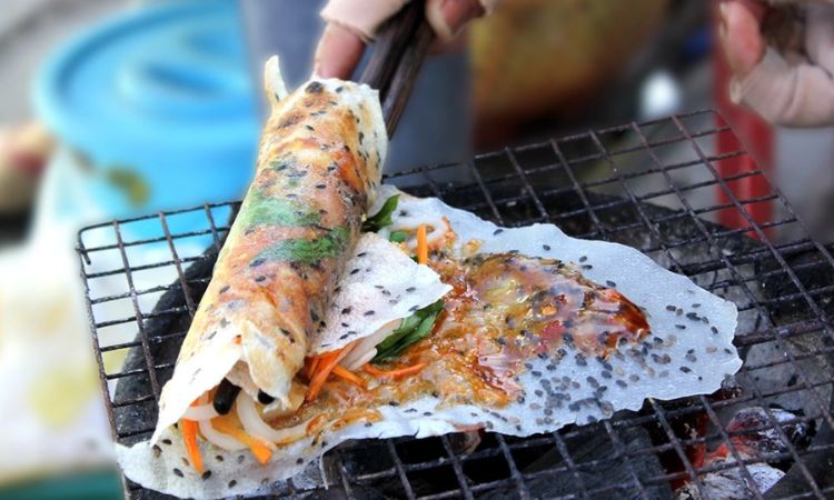 Bánh tráng mắm ruốc