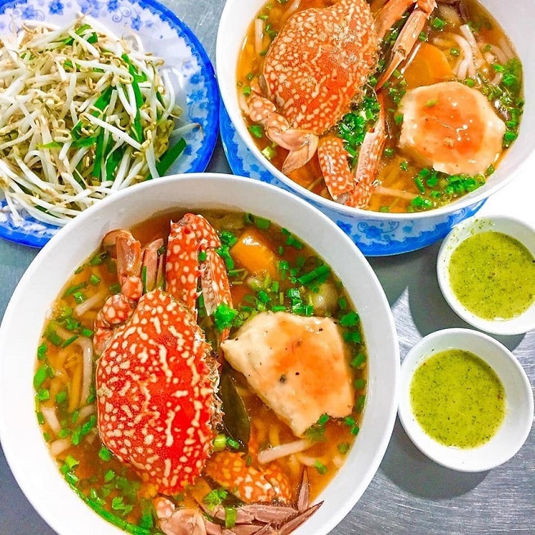 Bánh canh ghẹ