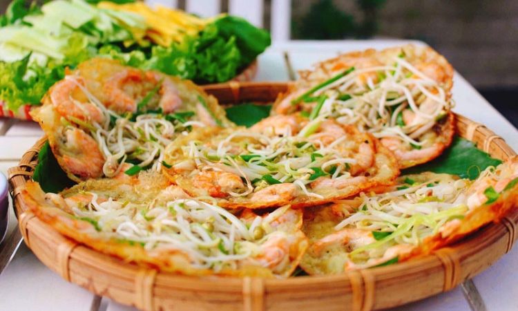 Bánh xèo tôm nhảy Quy Nhơn