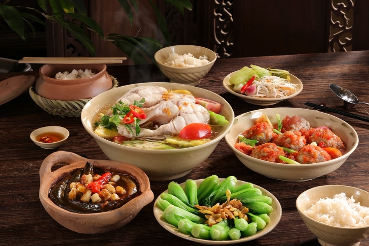 Cơm Niêu Sài Gòn