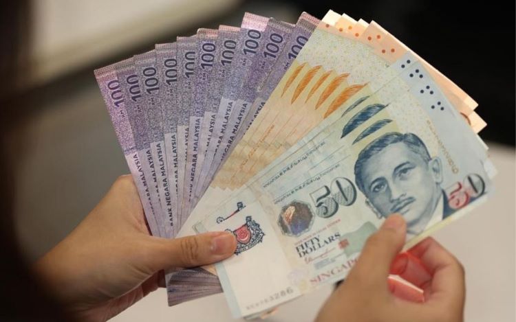 Kinh nghiệm đổi tiền khi đi du lịch Singapore