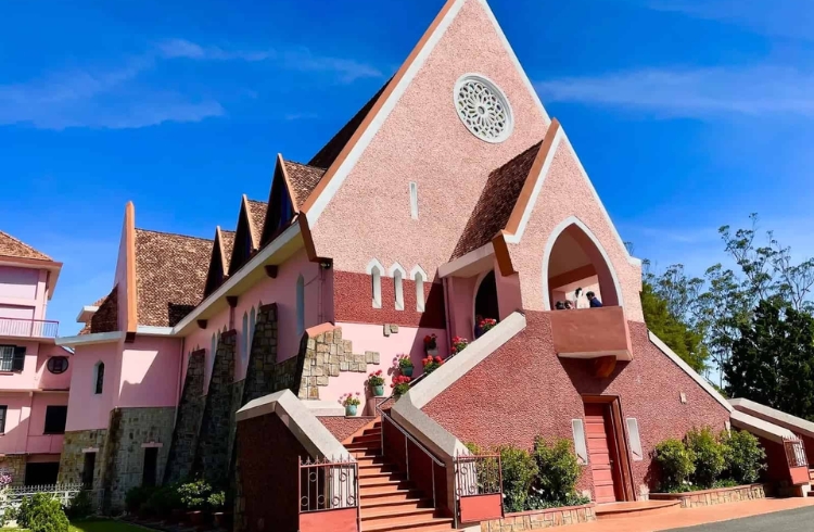 Nhà thờ Domaine de Marie