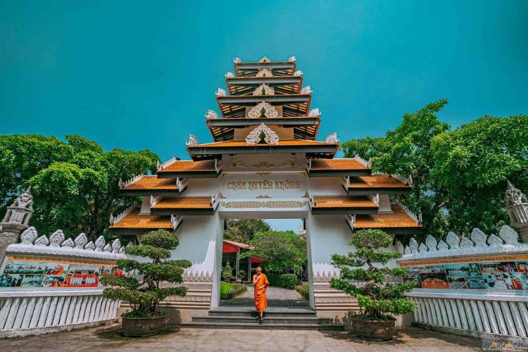 Chùa Huyền Không Sơn Thượng