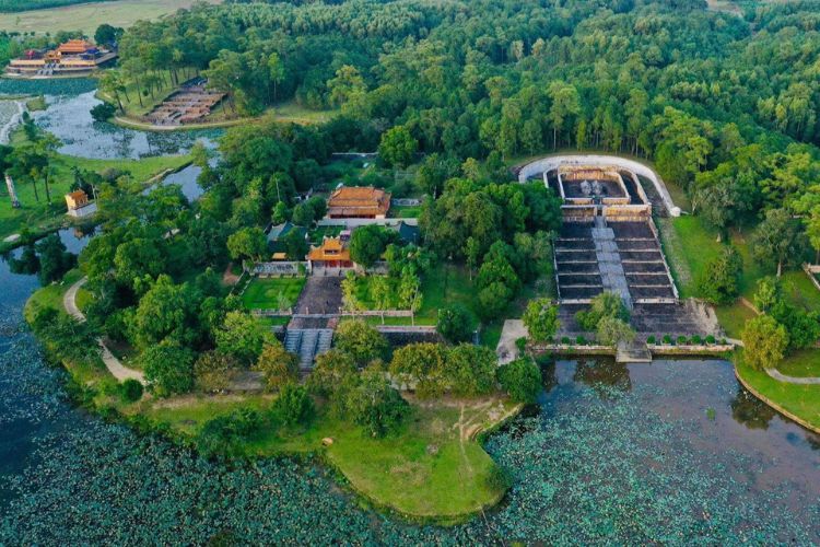 7 lăng tẩm thờ vua triều Nguyễn