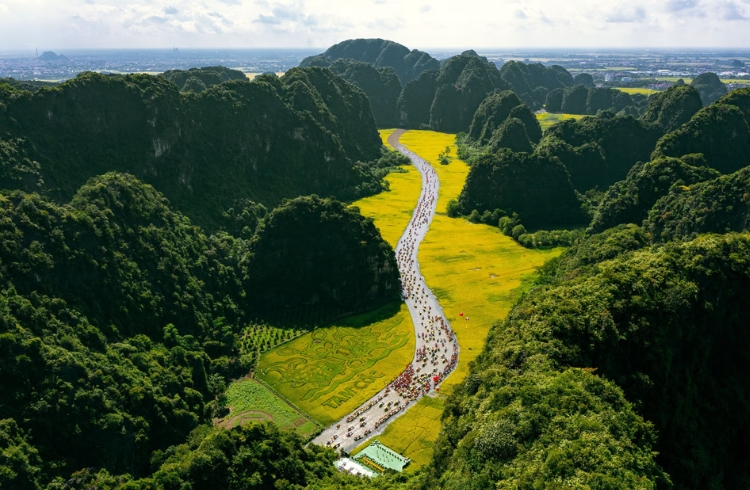 Tam Cốc – Bích Động