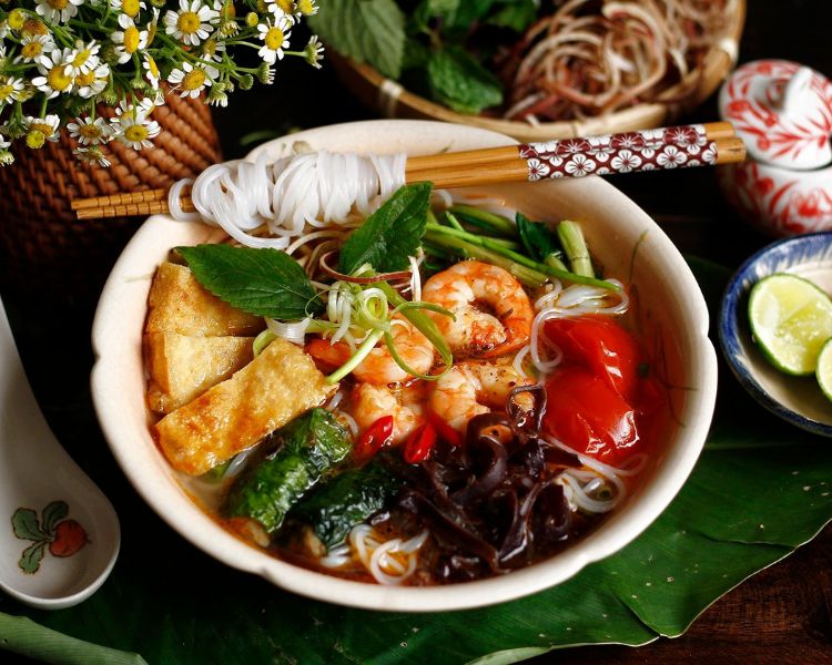 Bún tôm Cát Bà