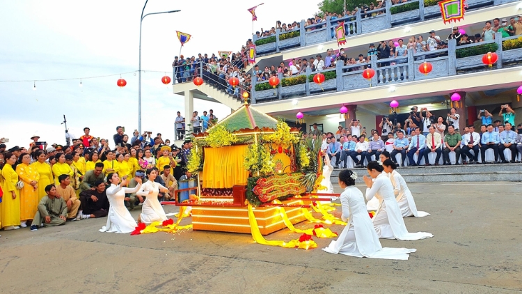 Lễ hội vía Bà Chúa Xứ núi Sam