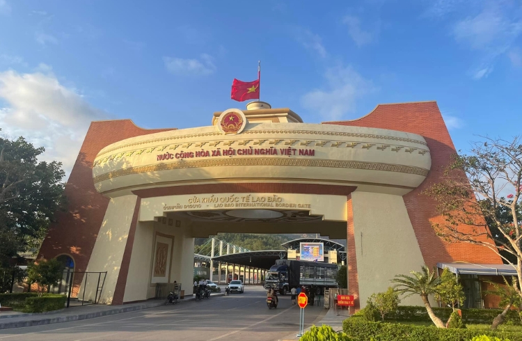 Cửa khẩu Lao Bảo