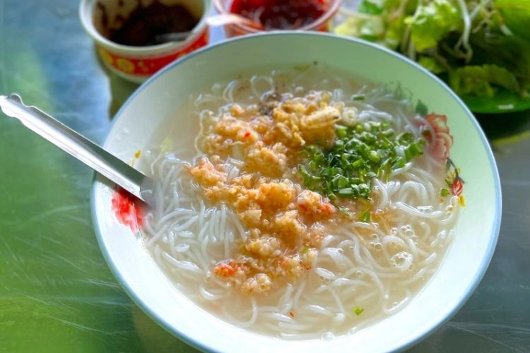 Đặc sản Quy Nhơn - Bún tôm Châu Trúc