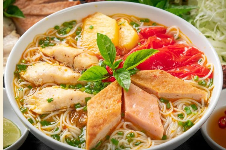 Đặc sản Quy Nhơn - Bún cá